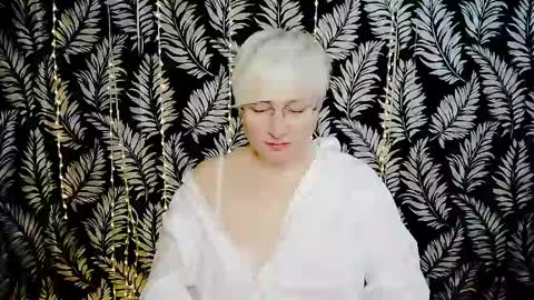 Snapshot of oliviaoskar_ chatting on 30, 5, 2026 Kelly online show from 30, 5, 2026