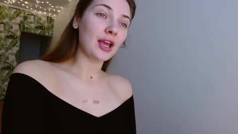 Olivia online show from 12, 12, 2024