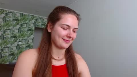 Snapshot of oliviashiny chatting on 24, 6, 2026 Olivia online show from 24, 6, 2026