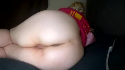 Snapshot of oliviaskies chatting on 31, 10, 2025 Olivia baby  online show from 31, 10, 2025