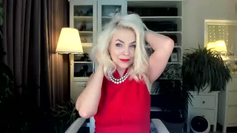 Snapshot of ollalla7 chatting on 5, 8, 2026 ollalla7 online show from 5, 8, 2026