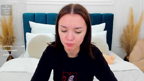 Amely online show from 22, 2, 2025