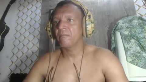 Snapshot of oly10022020 chatting on 27, 3, 2026 OlySantos online show from 27, 3, 2026