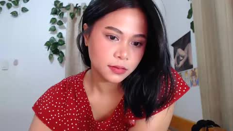 Snapshot of omariaennaid chatting on 8, 12, 2024 Angel online show from 8, 12, 2024