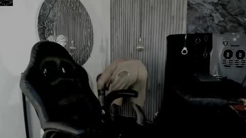     ... online show from 2, 11, 2025