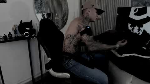Snapshot of onceagain97_ chatting on 25, 4, 2026 ... online show from 25, 4, 2026