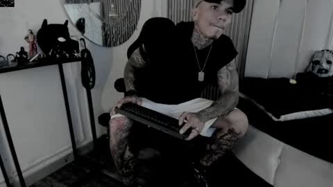Snapshot of onceagain97_ chatting on 6, 5, 2026 ... online show from 6, 5, 2026