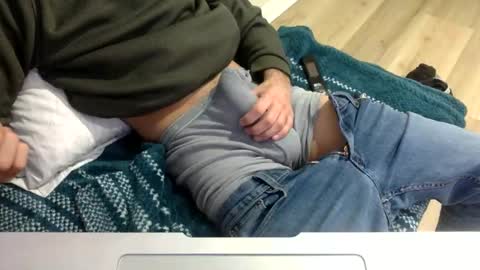 onehitwonder21 online show from 4, 3, 2026