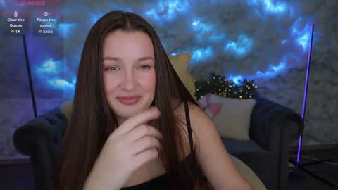 L A Y A online show from 5, 2, 2025