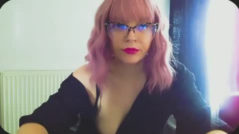 Snapshot of onemoreblonde chatting on 12, 6, 2026 Nicol online show from 12, 6, 2026