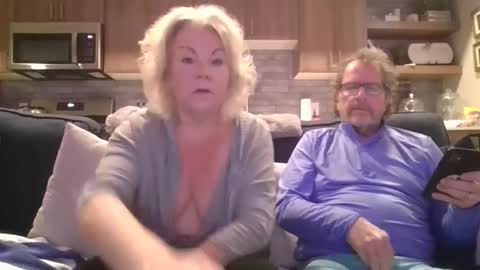 couple mature milf bigboobs curvy mommydaddy online show from 14, 1, 2025