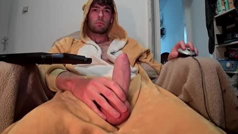 Snapshot of onesieboyx chatting on 10, 10, 2025 onesieboyx online show from 10, 10, 2025