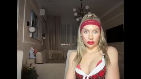 onesweet_baby online show from 29, 1, 2025