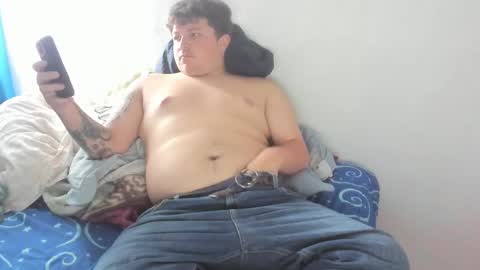 Snapshot of onewhiteboichub chatting on 12, 3, 2025 Andres INDEPENDENT MODEL online show from 12, 3, 2025