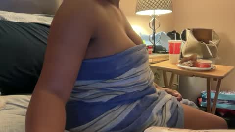 Snapshot of onlyinurdreams00 chatting on 9, 9, 2025 onlyinurdreams00 online show from 9, 9, 2025