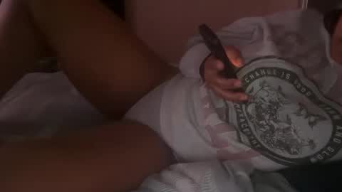 Snapshot of onlyinurdreams00 chatting on 18, 10, 2025 onlyinurdreams00 online show from 18, 10, 2025