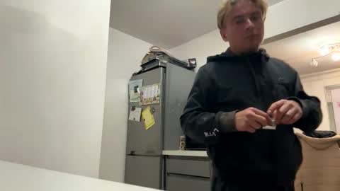 onlyloveyoutwice2016 online show from 6, 11, 2025