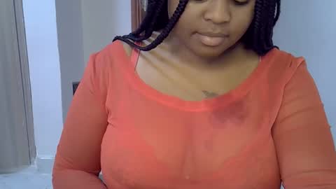 Snapshot of onlyyhazelbrown chatting on 17, 9, 2025 Patience online show from 17, 9, 2025