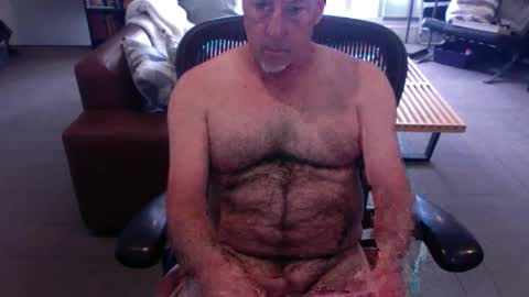 Snapshot of onmike44 chatting on 1, 6, 2026 onmike44 online show from 1, 6, 2026