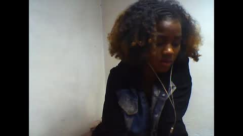 Snapshot of oooorazanasoa chatting on 29, 5, 2026 oooorazanasoa online show from 29, 5, 2026