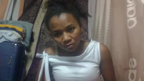 oooozafiette online show from 26, 7, 2026