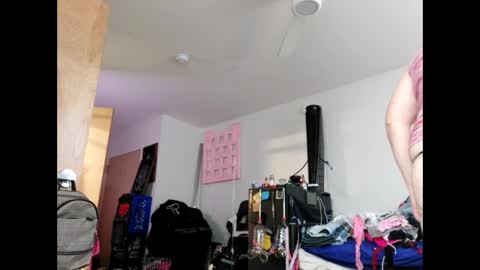 Snapshot of opalockajoe chatting on 3, 2, 2025 TsJojo online show from 3, 2, 2025