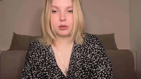 Ophelia online show from 6, 4, 2026