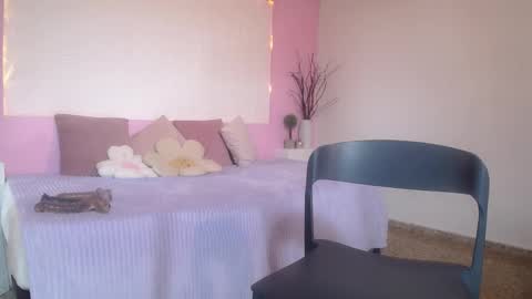 Ora Larson online show from 9, 1, 2026