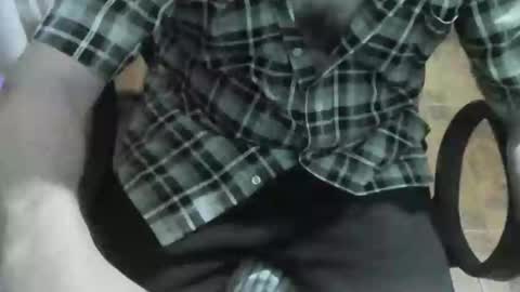 Snapshot of ore_cam chatting on 10, 3, 2025 Ore online show from 10, 3, 2025