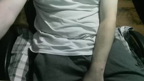 Snapshot of ore_cam chatting on 12, 3, 2025 Ore online show from 12, 3, 2025