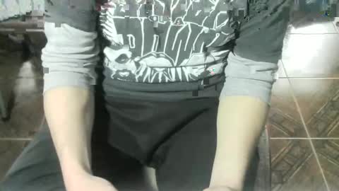 Snapshot of ore_cam chatting on 21, 9, 2025 Ore online show from 21, 9, 2025