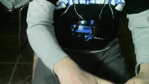 Snapshot of ore_cam chatting on 26, 9, 2025 Ore online show from 26, 9, 2025