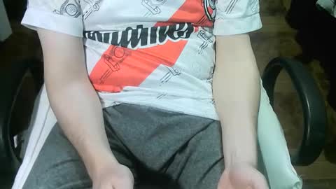 Snapshot of ore_cam chatting on 2, 10, 2025 Ore online show from 2, 10, 2025