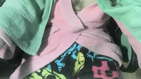 Snapshot of ore_cam chatting on 6, 11, 2025 Ore online show from 6, 11, 2025