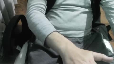 Snapshot of ore_cam chatting on 9, 11, 2025 Ore online show from 9, 11, 2025