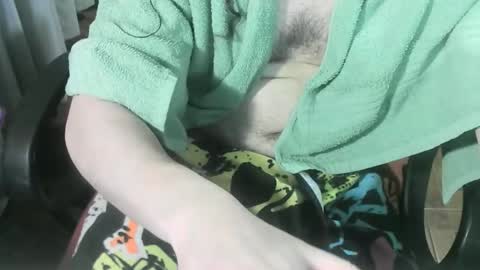 Snapshot of ore_cam chatting on 11, 11, 2025 Ore online show from 11, 11, 2025