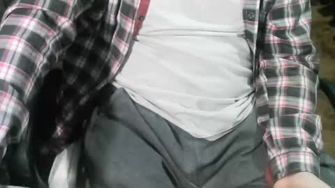 Snapshot of ore_cam chatting on 23, 11, 2025 Ore online show from 23, 11, 2025