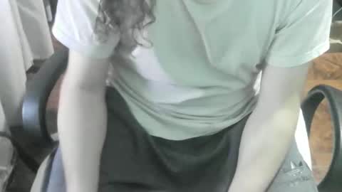 Snapshot of ore_cam chatting on 23, 11, 2025 Ore online show from 23, 11, 2025