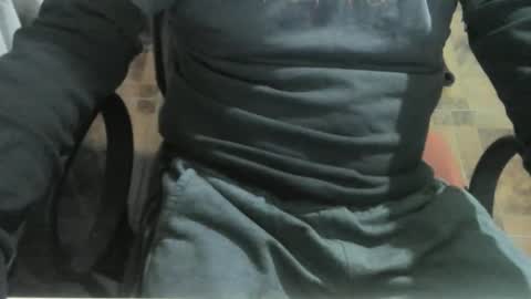 Snapshot of ore_cam chatting on 30, 11, 2025 Ore online show from 30, 11, 2025