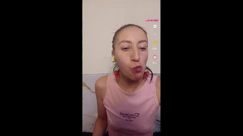 Snapshot of oriana_111 chatting on 2, 6, 2026 oriana_111 online show from 2, 6, 2026