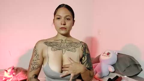 oriana savatil online show from 26, 3, 2026