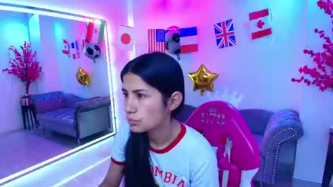 Snapshot of oriana_wood chatting on 16, 7, 2026 Oriana online show from 16, 7, 2026