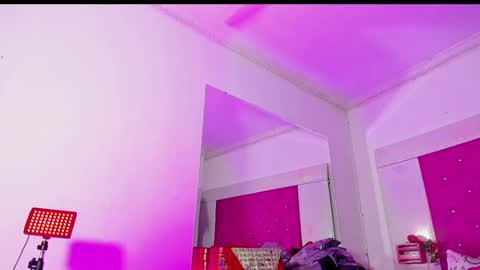 Snapshot of orianadollx chatting on 9, 12, 2024 Oriana online show from 9, 12, 2024