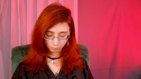 Snapshot of orianna_blade chatting on 24, 9, 2025 Orianna - Hi Im into geek culture cosplay crafting LARP games. Shall we play DnD online show from 24, 9, 2025