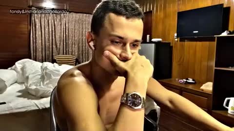 Fansly and Instagram -  online show from 26, 11, 2025