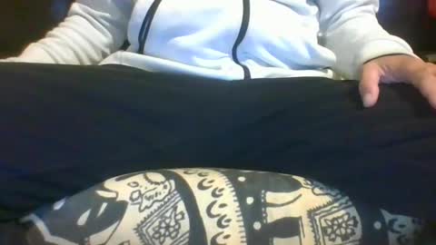 Snapshot of ornytologist chatting on 21, 10, 2025 ornytologist online show from 21, 10, 2025