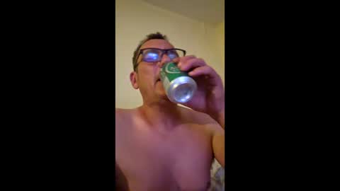 Snapshot of oscararinnn chatting on 3, 6, 2026 oscararinnn online show from 3, 6, 2026