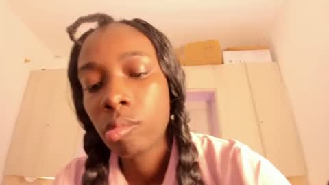 Snapshot of oshun_444 chatting on 23, 6, 2026 oshun_444 online show from 23, 6, 2026
