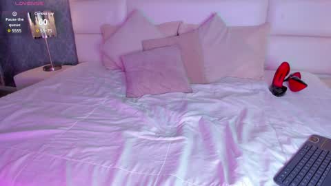 Osirismansour online show from 16, 12, 2024