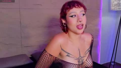 Snapshot of osiriss_ chatting on 21, 5, 2026 Osiriss online show from 21, 5, 2026
